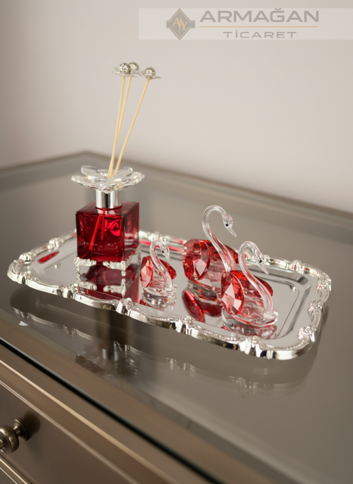 KUĞU, ODA KOKUSU ve BATON TEPSİ